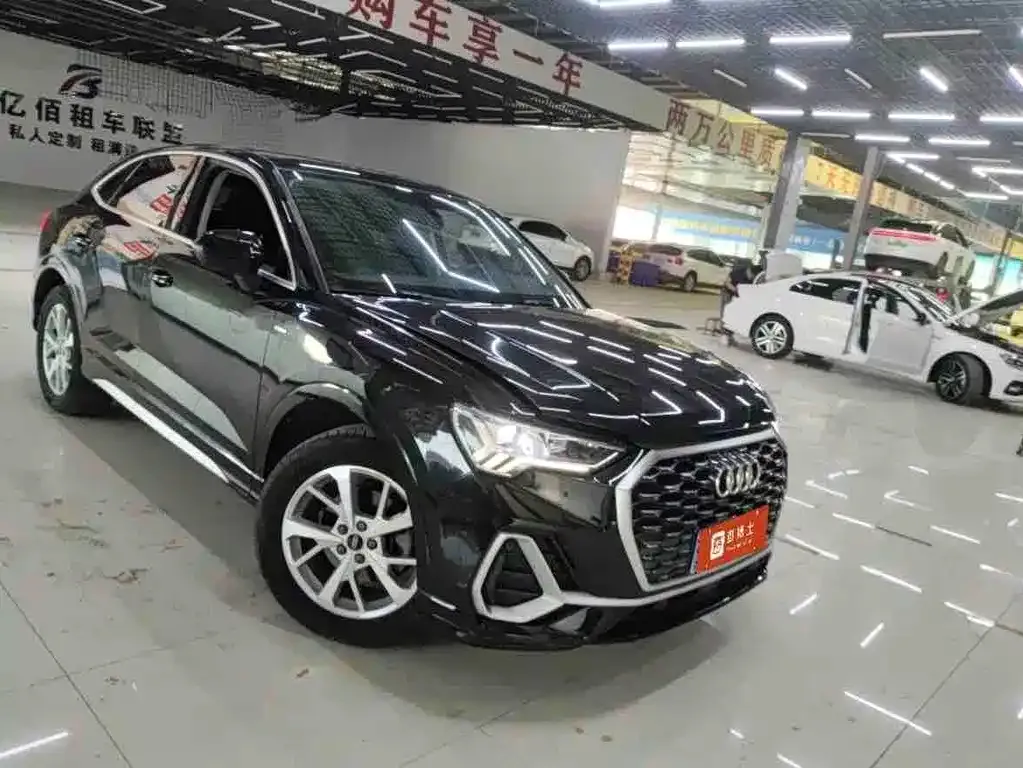 Audi Q3 Sportback — фото 3