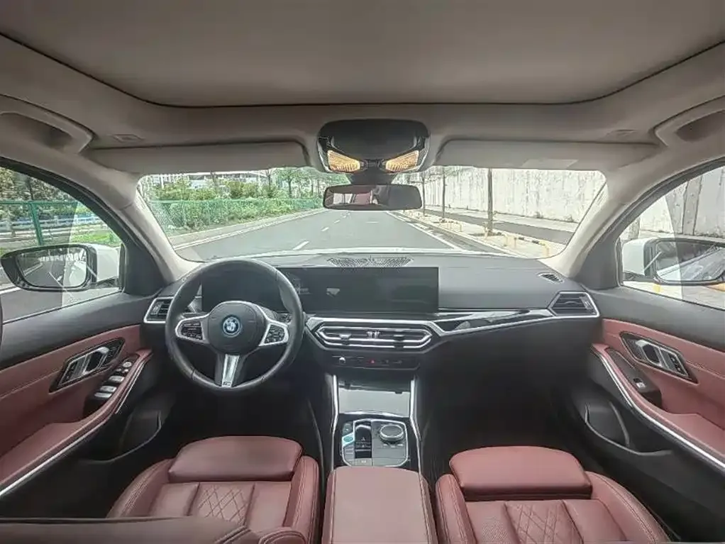 BMW i3 — фото 5