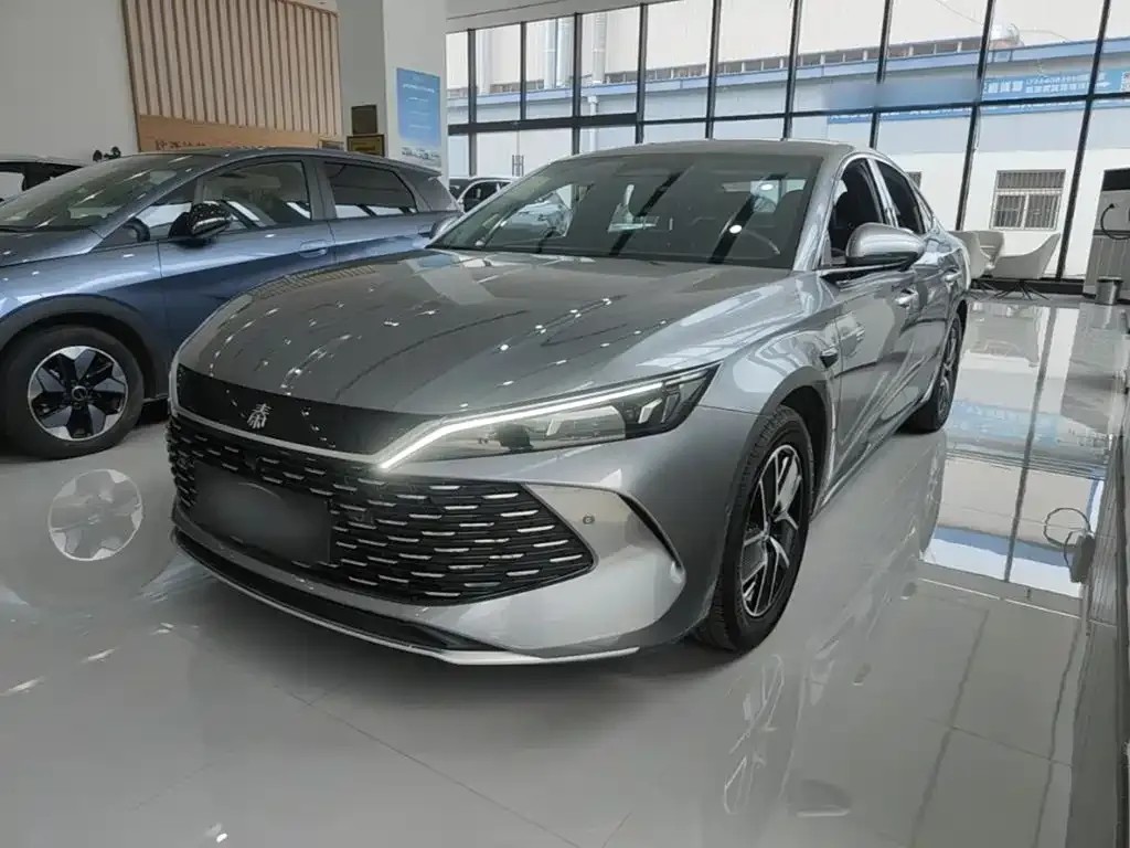 BYD Qin L — фото 1