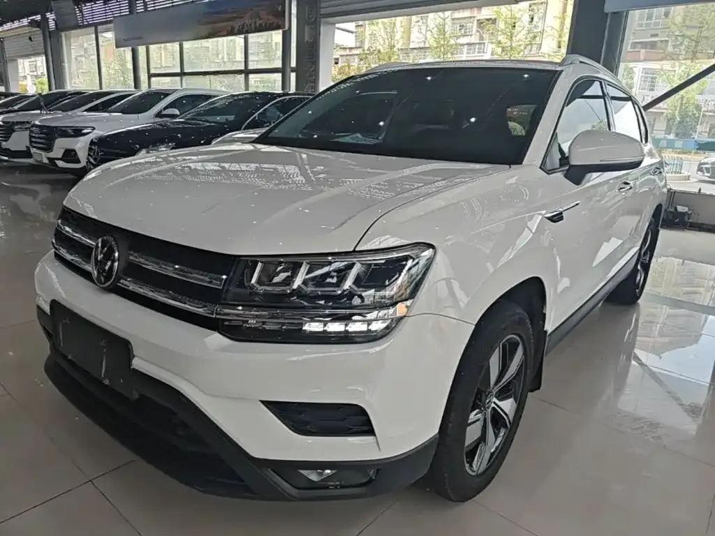 Volkswagen Tharu — фото 4