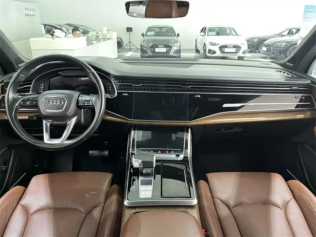 Audi Q7 — фото 2