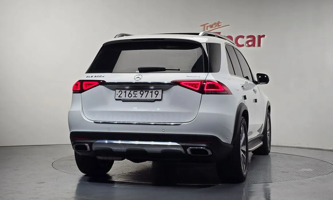 Mercedes-Benz GLE-Class — фото 9