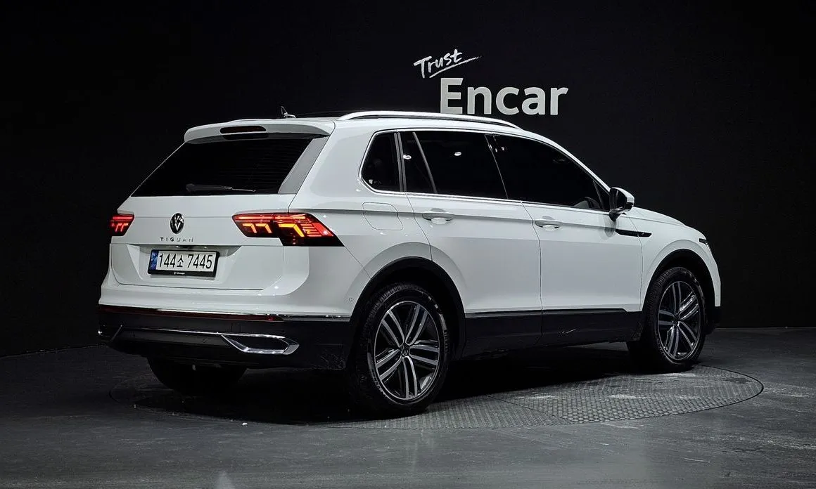 Volkswagen Tiguan — фото 2