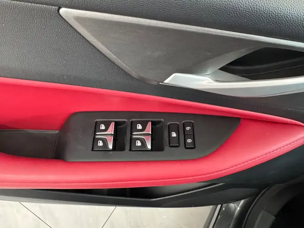 Changan CS35PLUS — фото 3