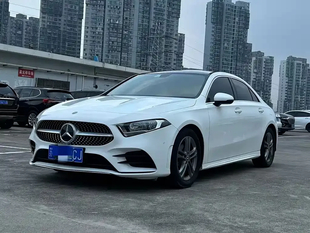 Mercedes-Benz A-Class — фото 1