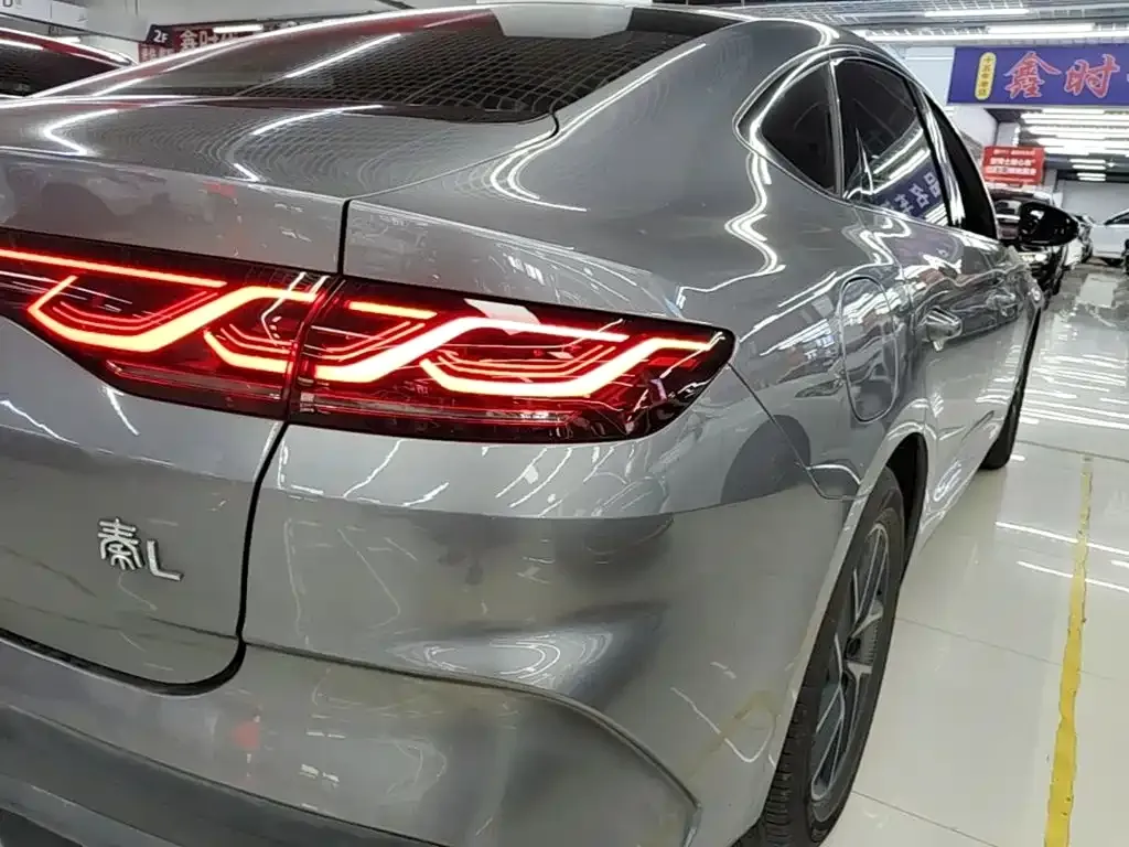 BYD Qin L — фото 5