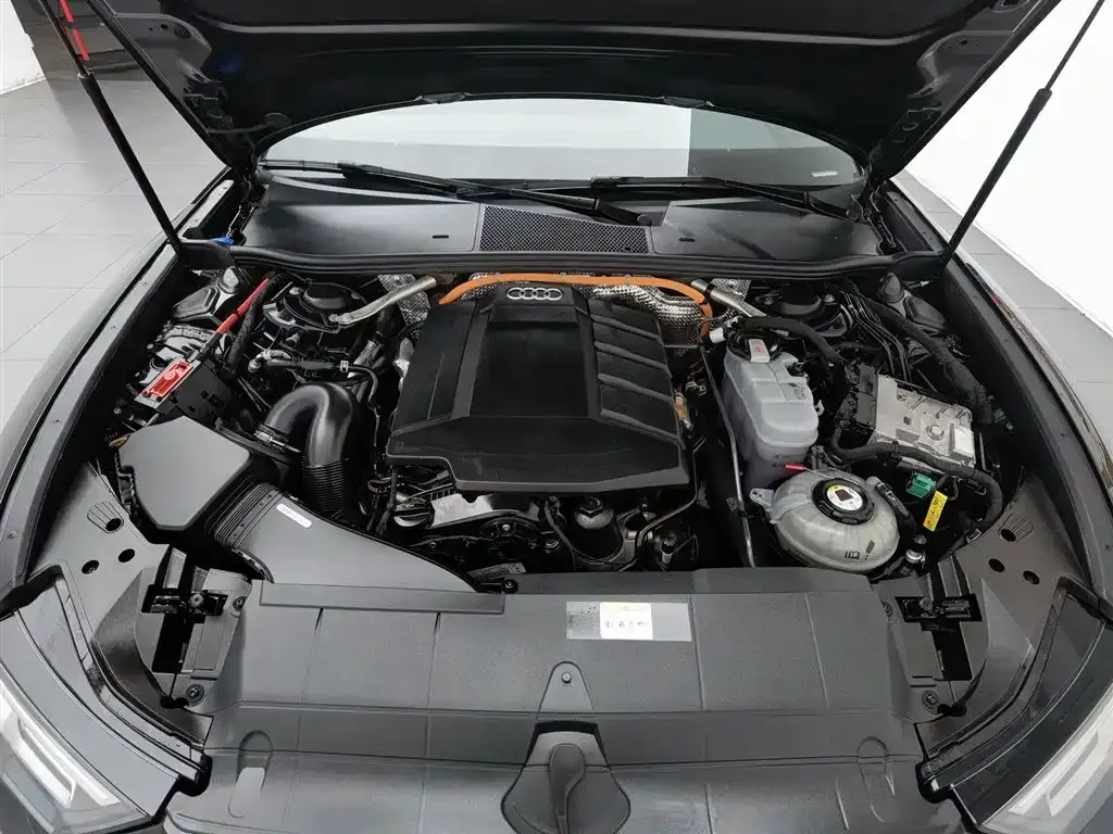 Audi A6L New Energy — фото 7