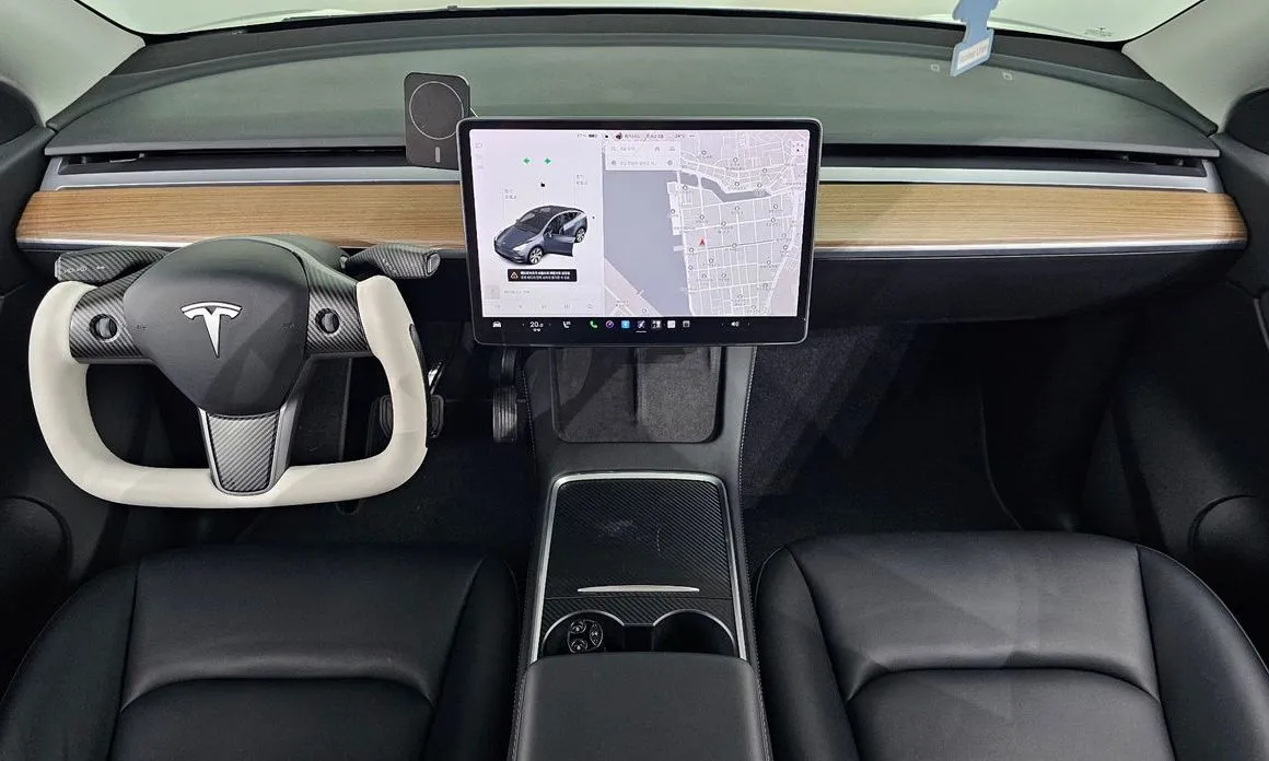 Tesla Model Y — фото 2