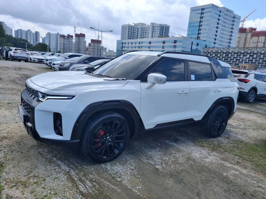 KG Mobility (Ssangyong) Torres — фото 1