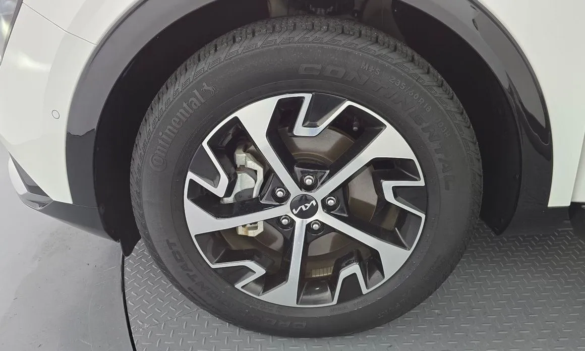 Kia Sportage — фото 9