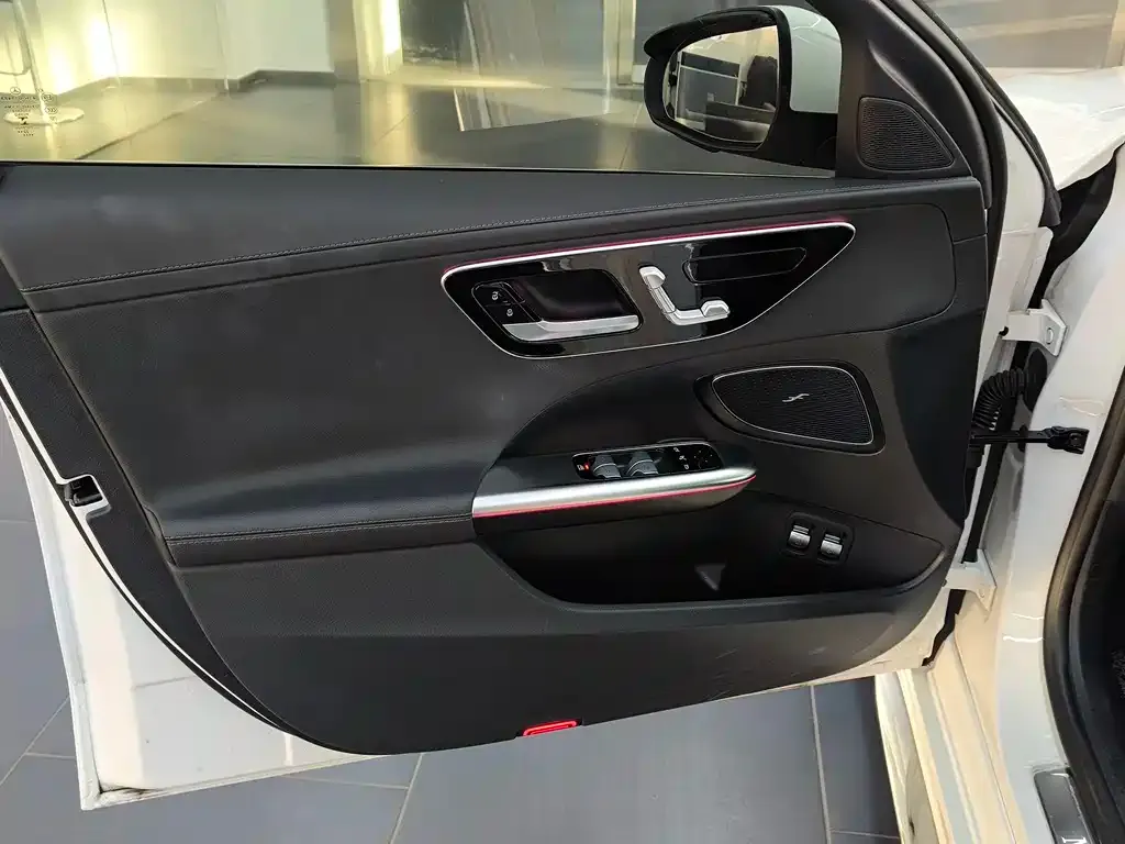 Mercedes-Benz C-Class New Energy — фото 6