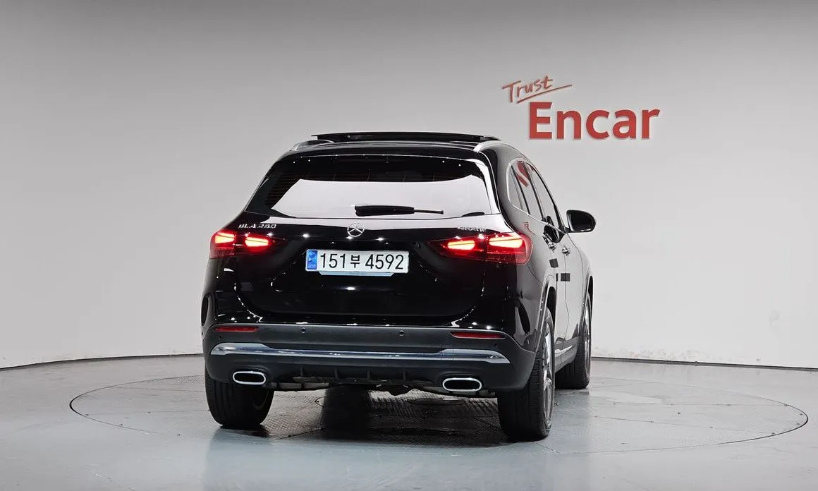 Mercedes-Benz GLA-Class — фото 4