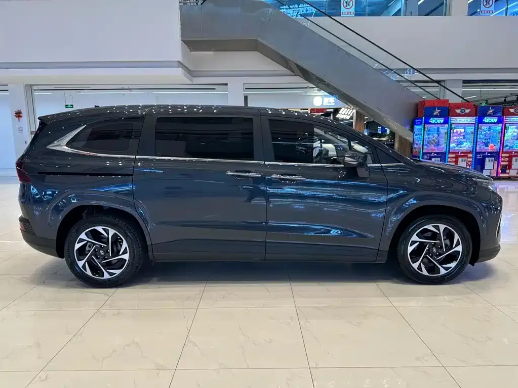 Hyundai Custo — фото 6