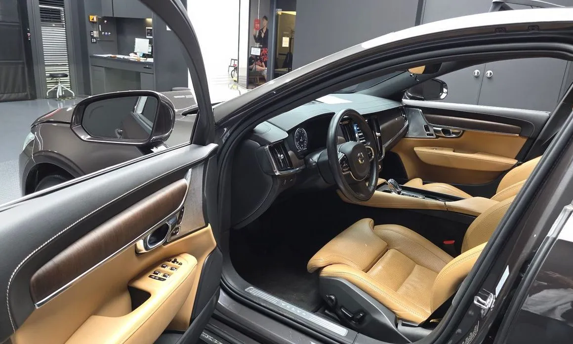 Volvo S90 — фото 2