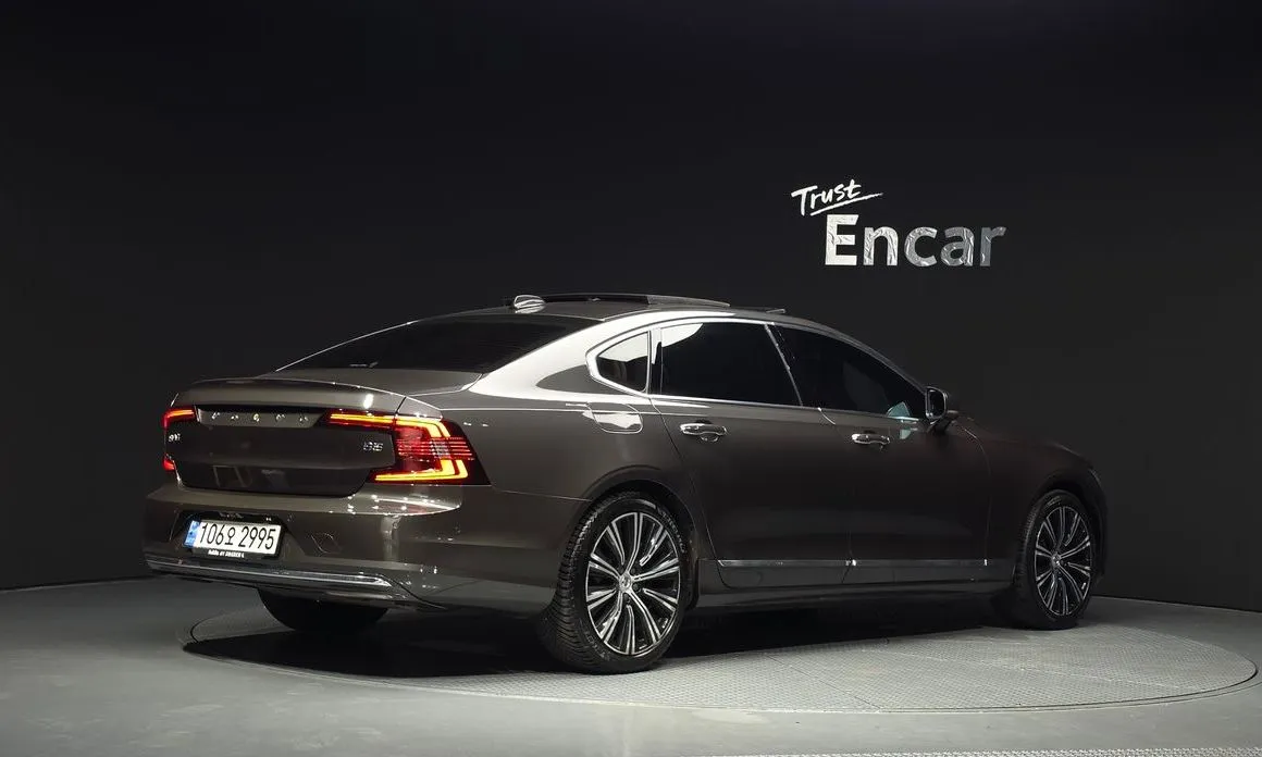 Volvo S90 — фото 5