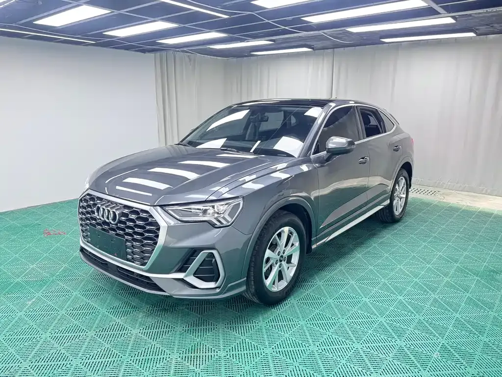 Audi Q3 Sportback — фото 1