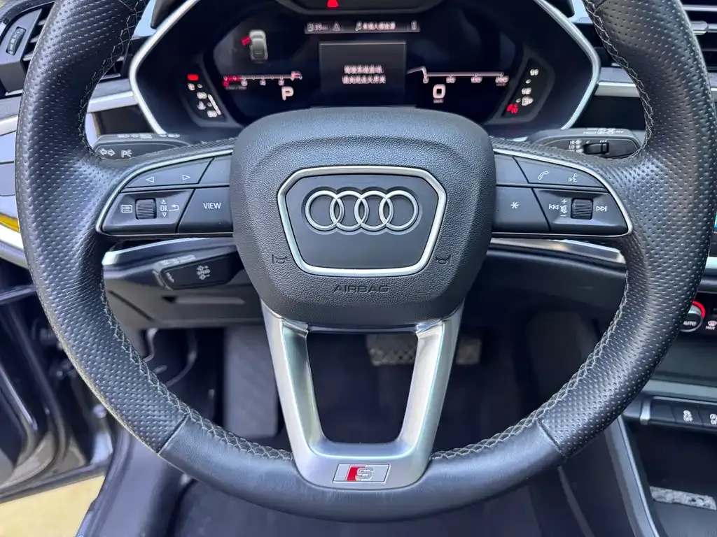 Audi Q3 Sportback — фото 5
