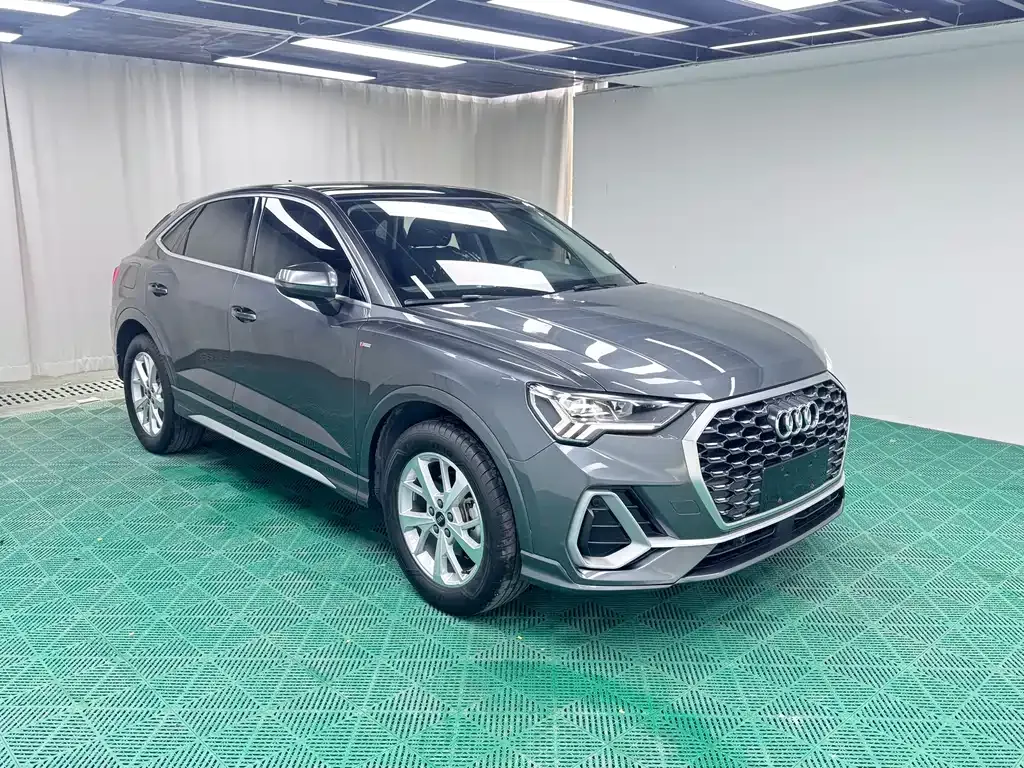Audi Q3 Sportback — фото 6