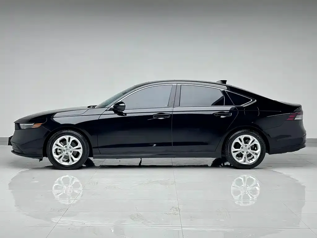 Honda Accord — фото 6