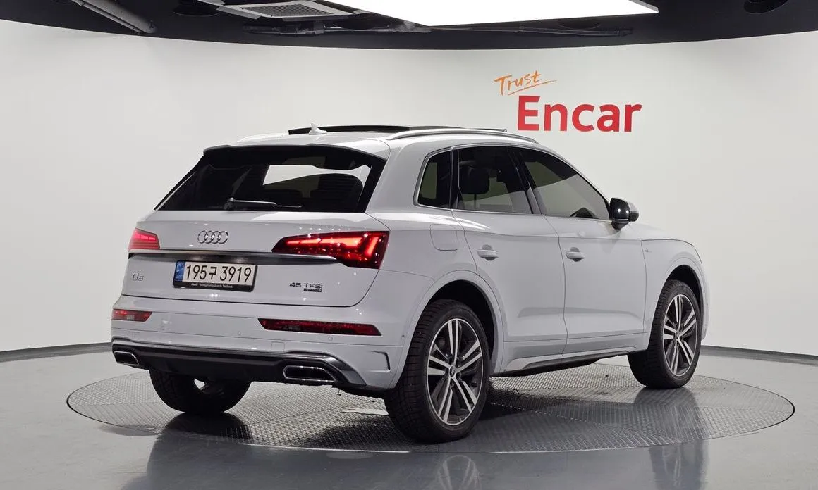 Audi Q5 — фото 5