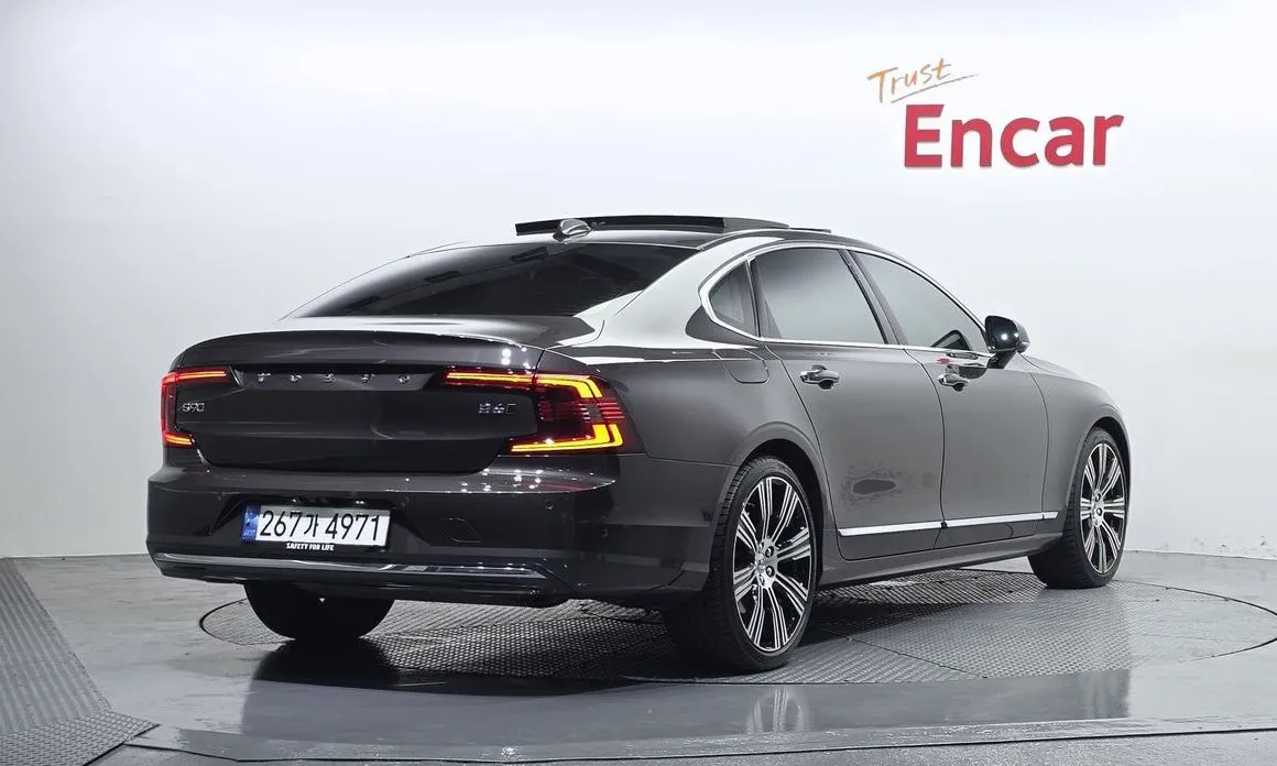 Volvo S90 — фото 4