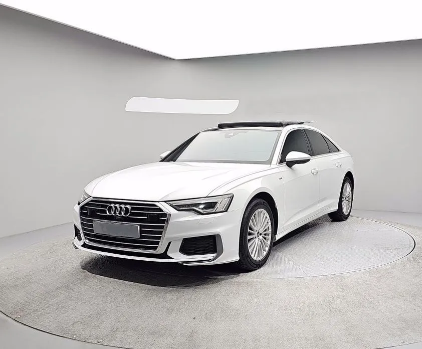 Audi A6 — фото 1