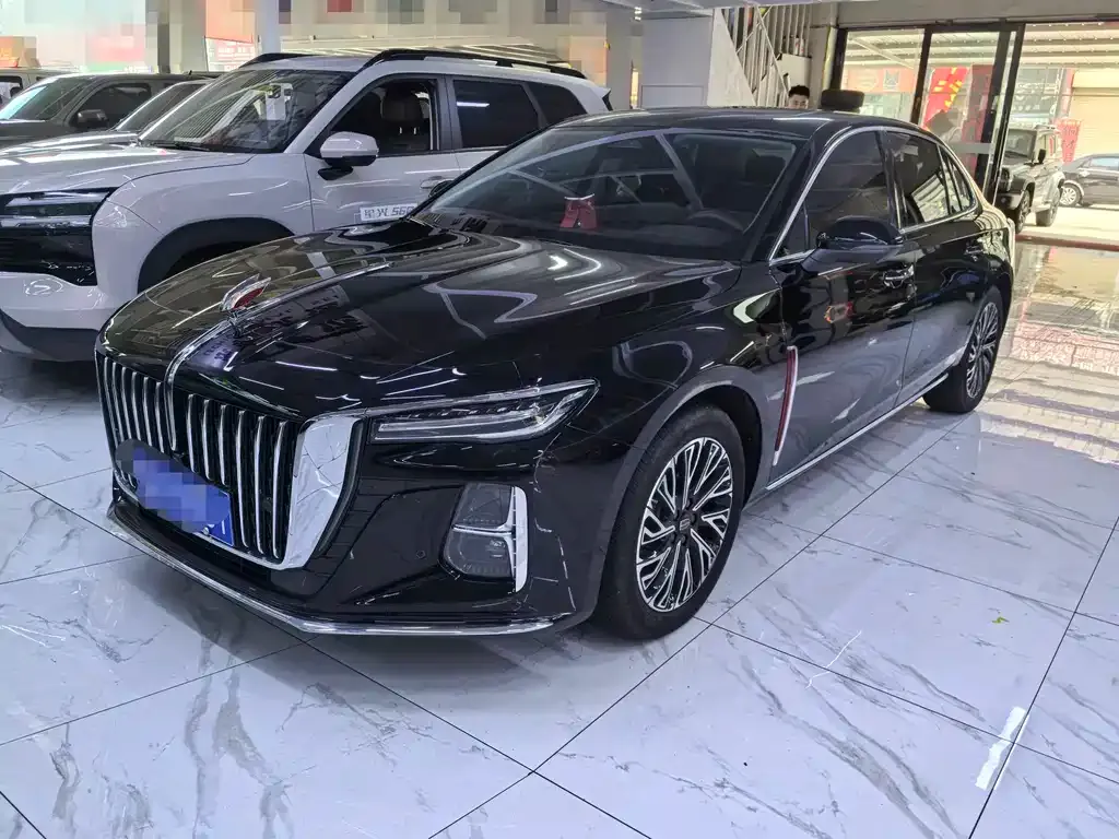 Hongqi H5 — фото 1