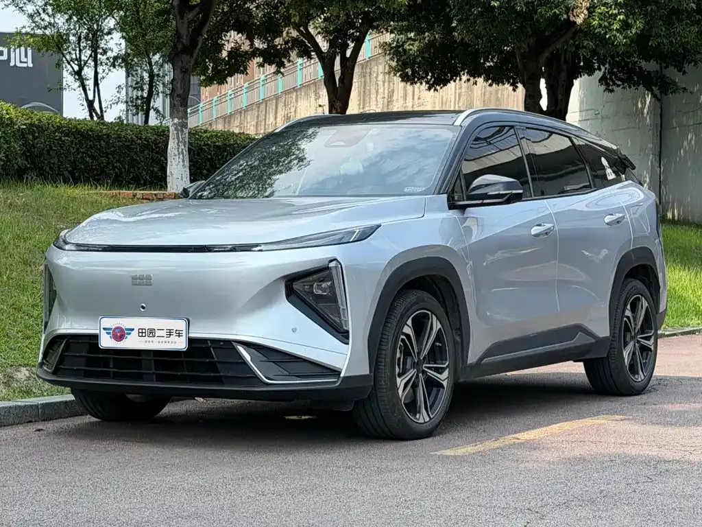 Geely Galaxy L7 — фото 1