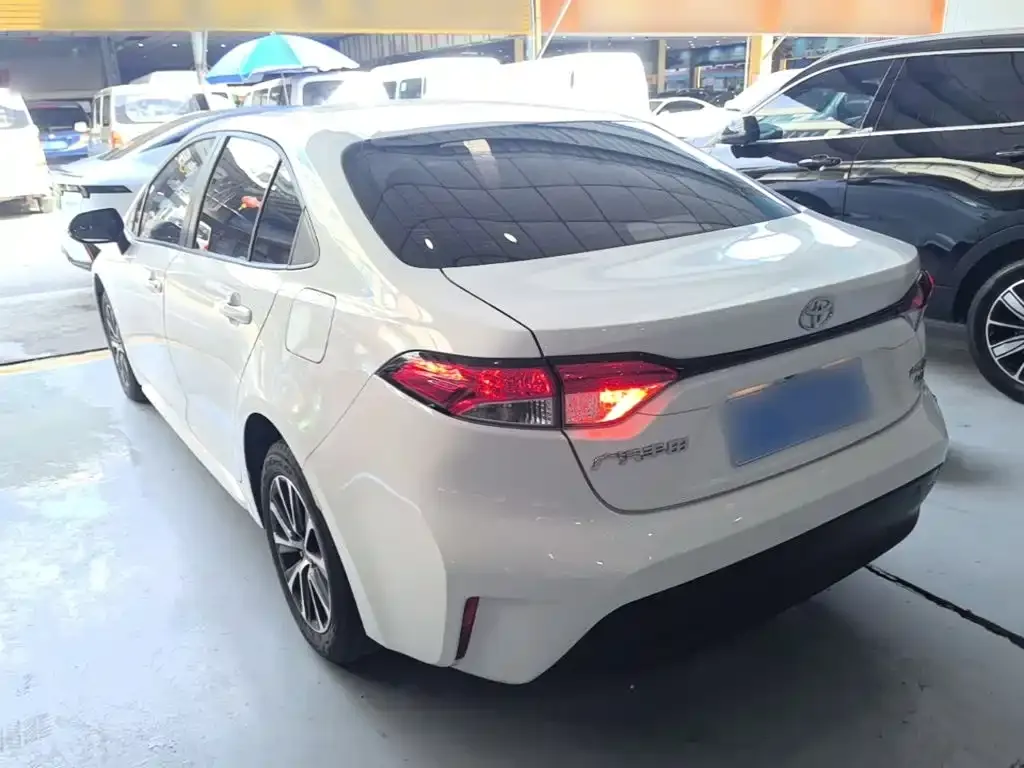 Toyota Levin — фото 10