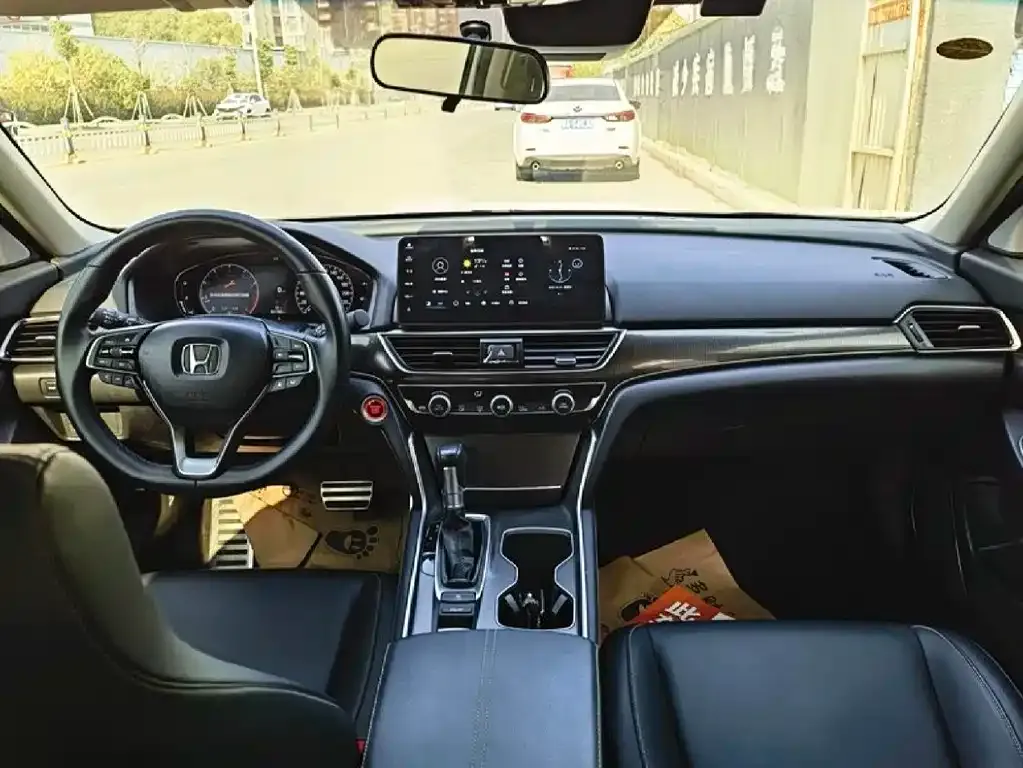 Honda Accord — фото 5