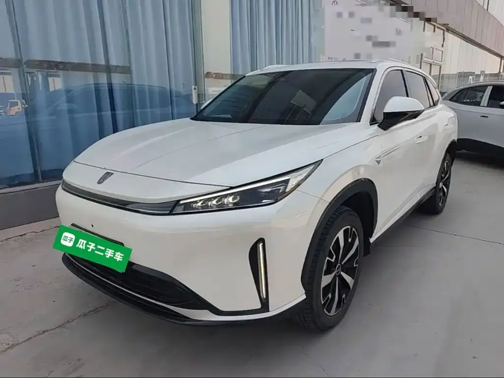 Roewe D5X DMH — фото 1