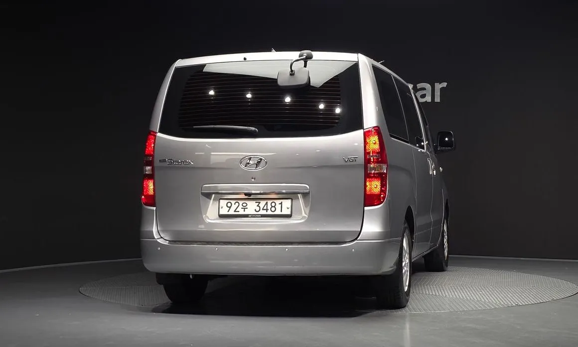 Hyundai Starex — фото 4
