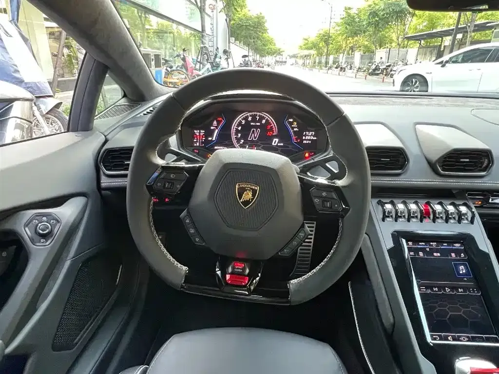Lamborghini Huracan — фото 4