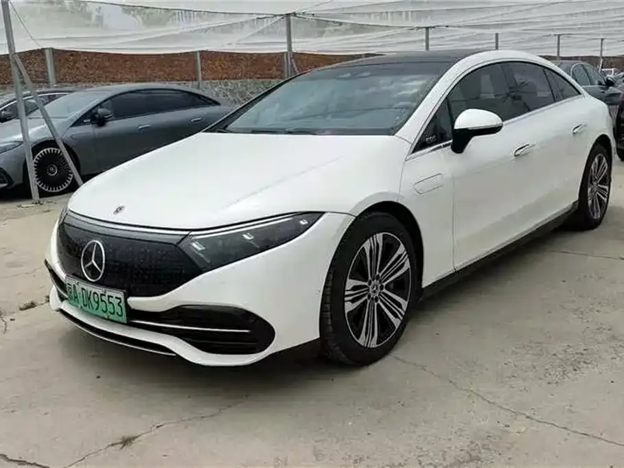 Mercedes-Benz EQS — фото 1