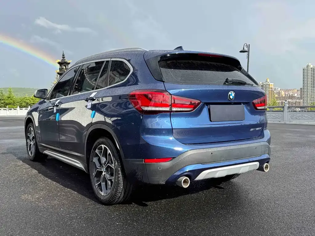 BMW X1 — фото 5