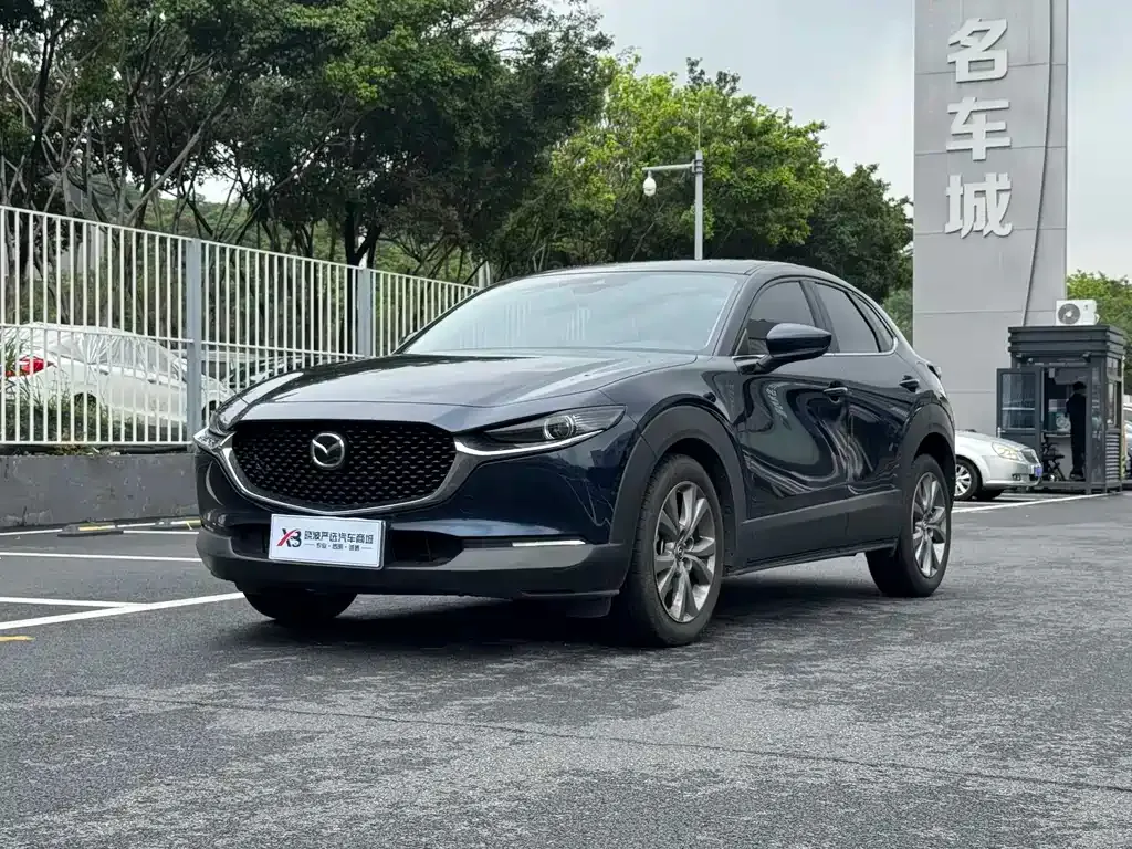 Mazda CX-30 — фото 1