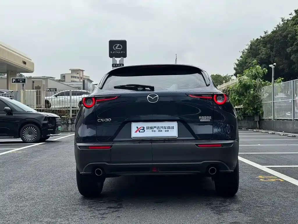 Mazda CX-30 — фото 2