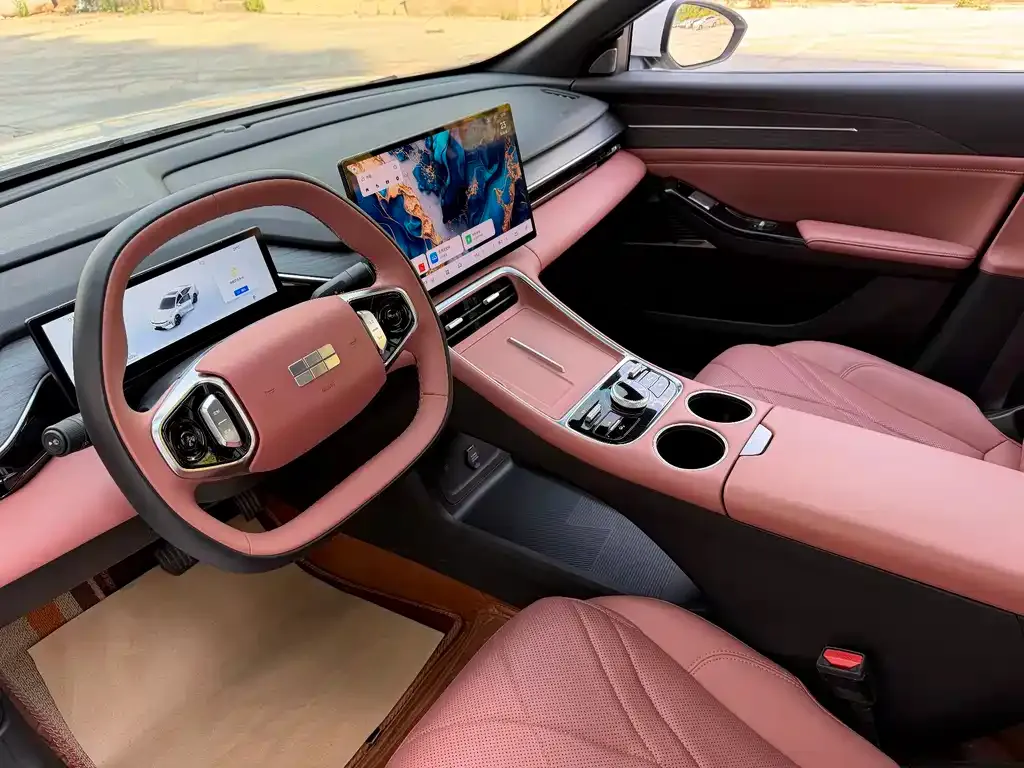Geely Galaxy L6 — фото 2