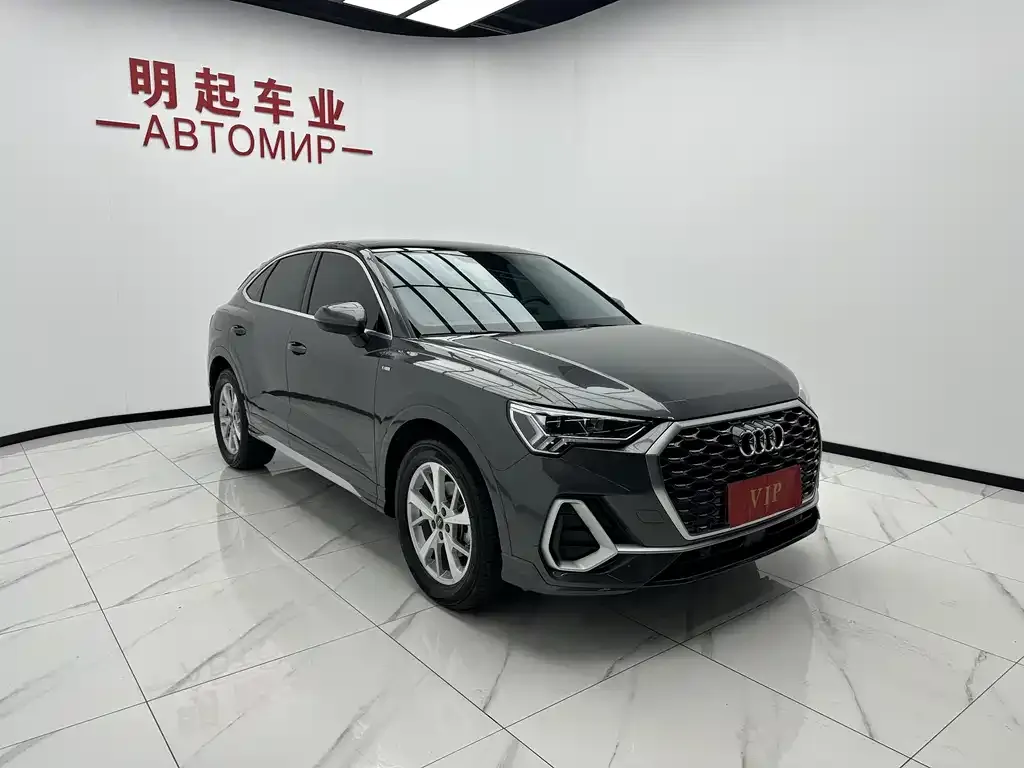 Audi Q3 Sportback — фото 8