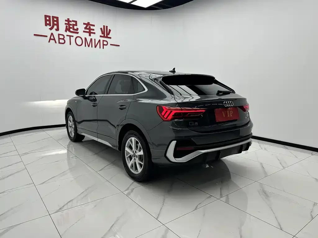 Audi Q3 Sportback — фото 4