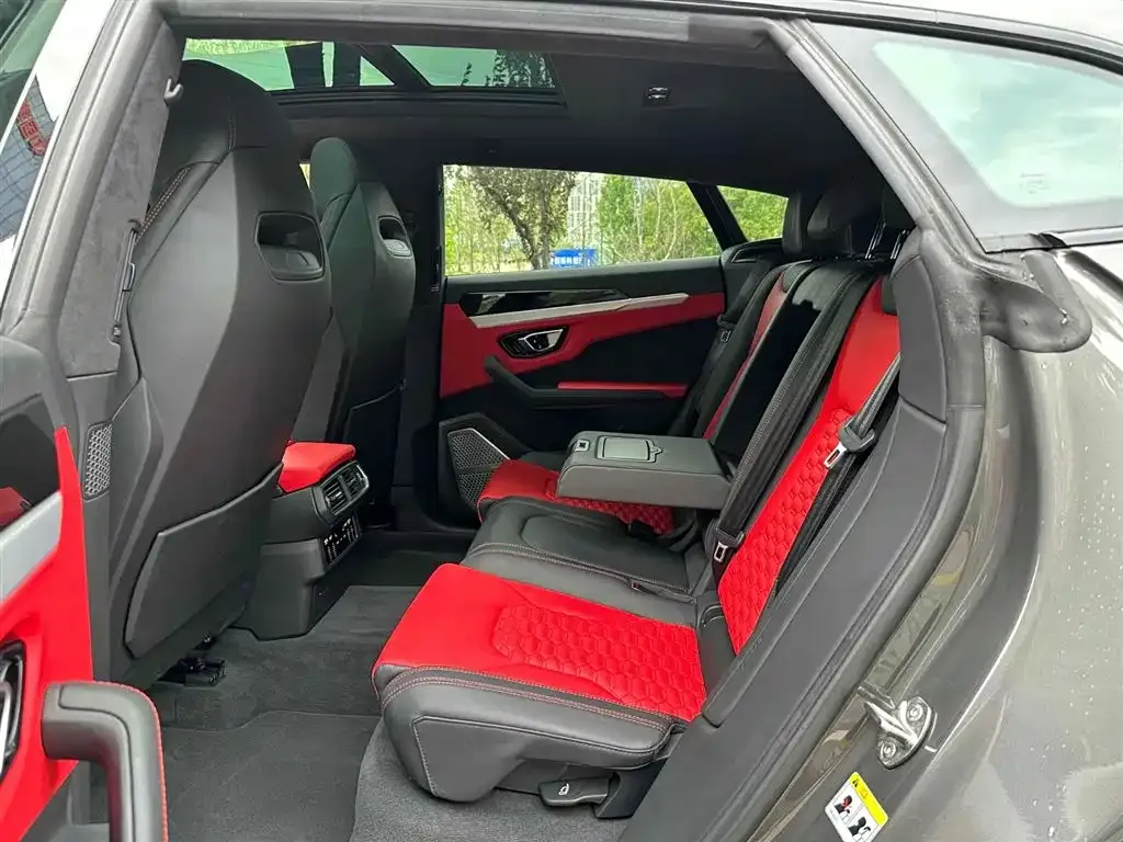 Lamborghini Urus — фото 4