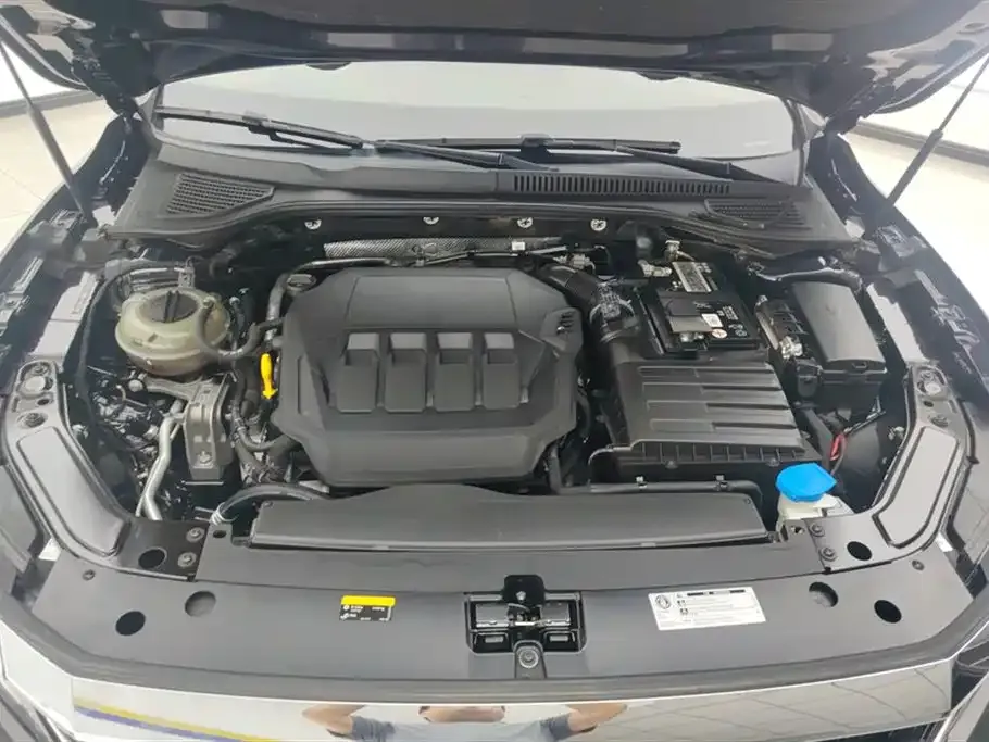 Volkswagen Passat — фото 10