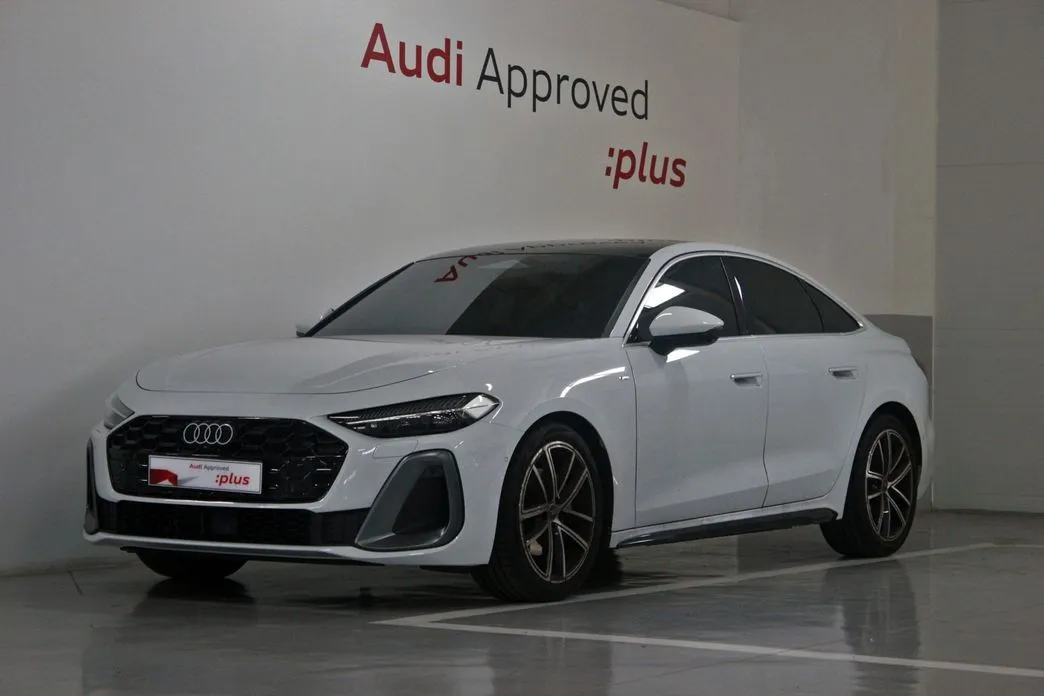 Audi A5 — фото 1