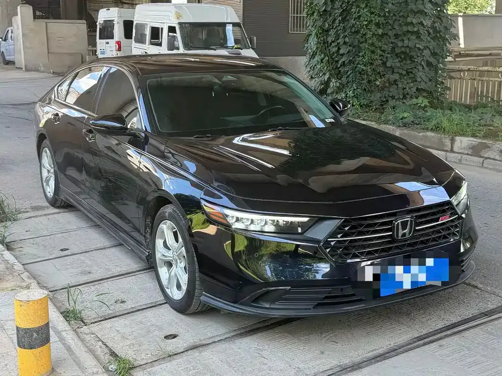 Honda Accord — фото 4