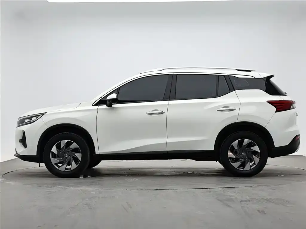 GAC Motor Trumpchi GS4 — фото 3
