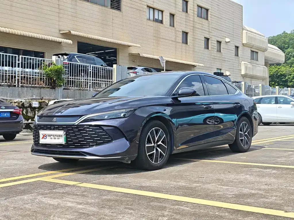 BYD Qin L — фото 1