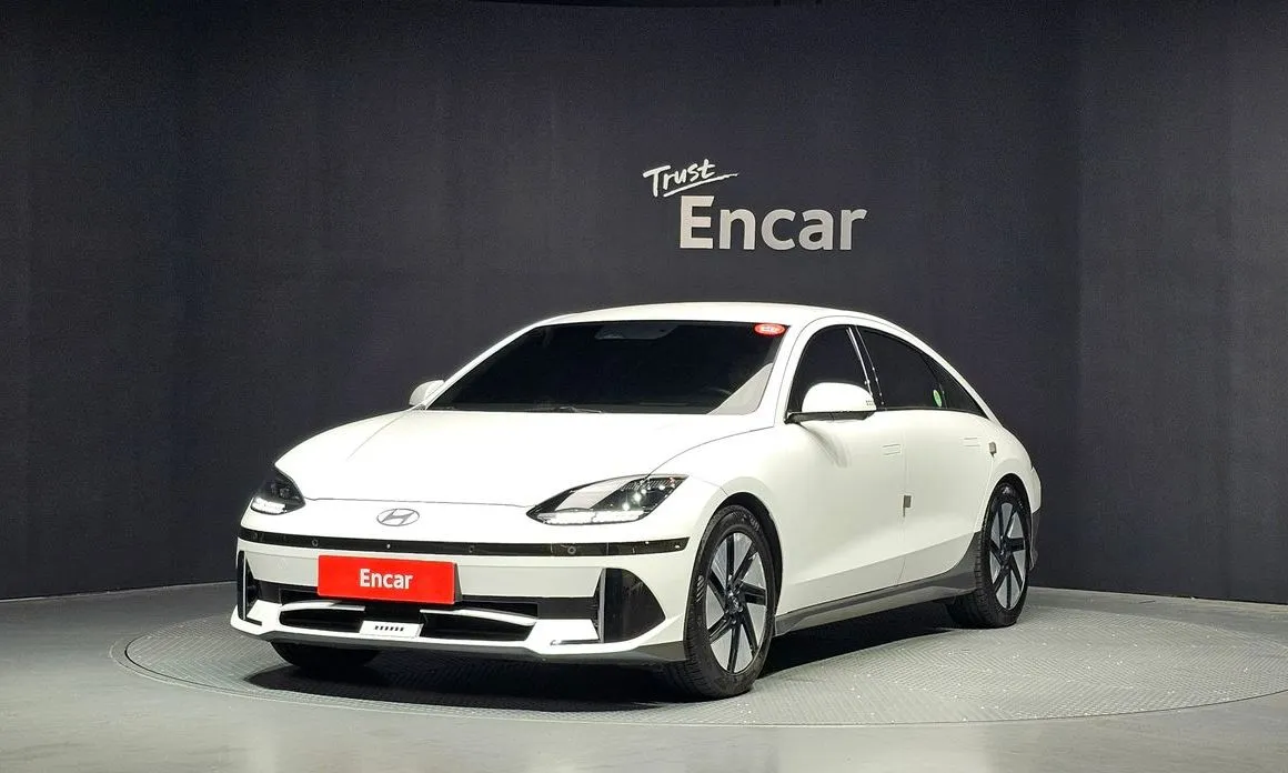 Hyundai Ioniq6 — фото 1