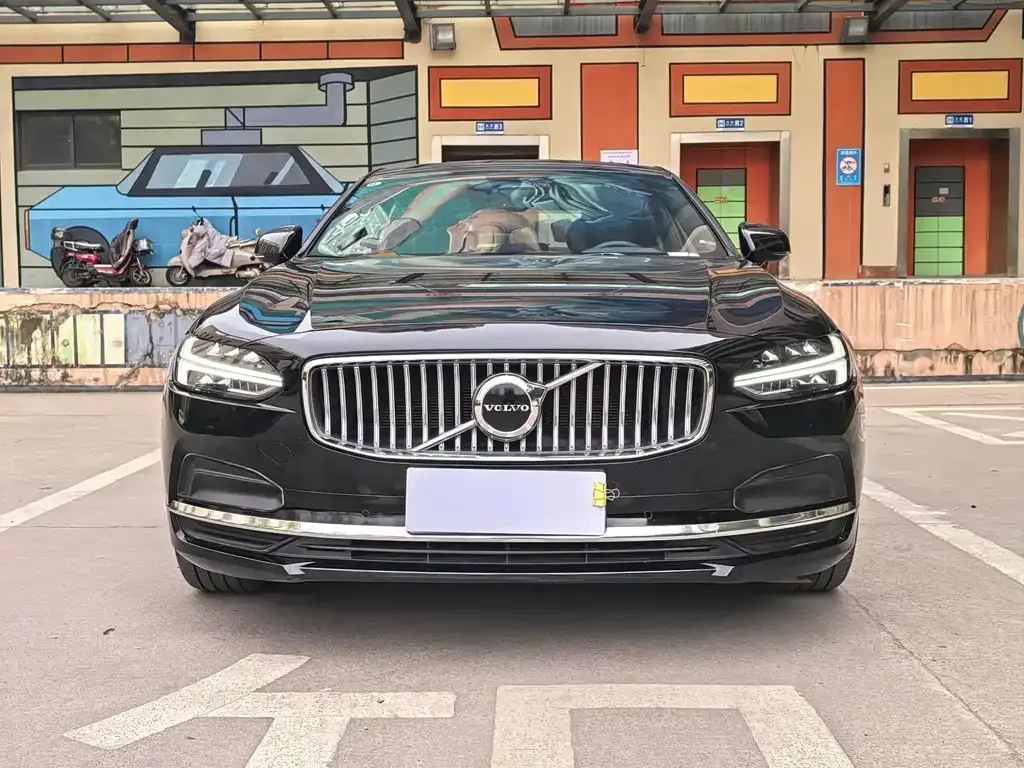 Volvo S90 — фото 3