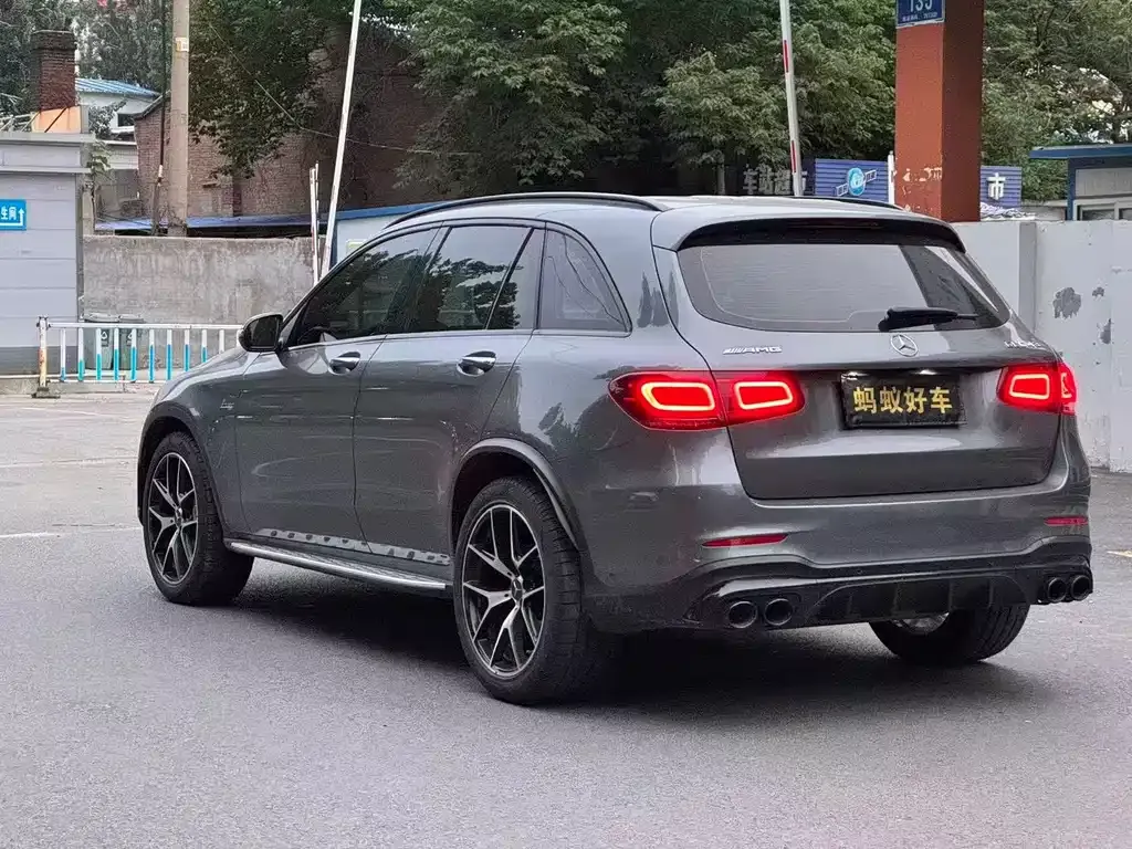 Mercedes-Benz GLC AMG — фото 10