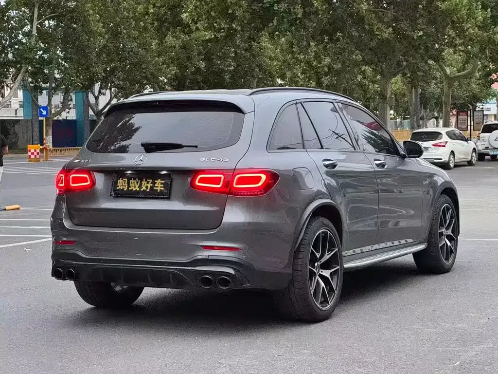 Mercedes-Benz GLC AMG — фото 8